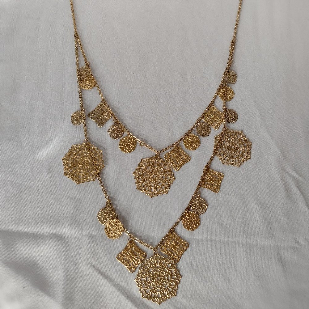 New York and Company Necklace